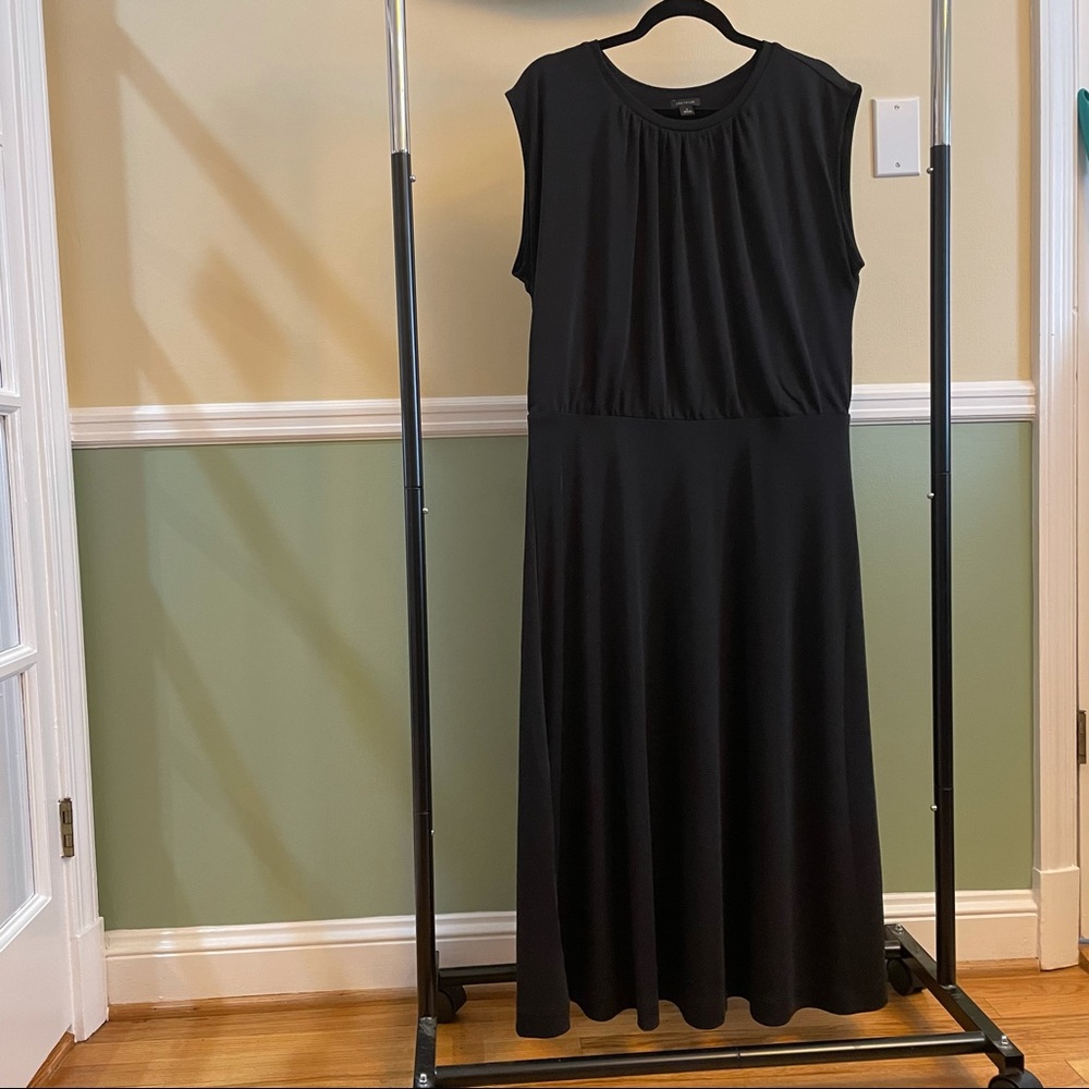 Ann Taylor Black Dress